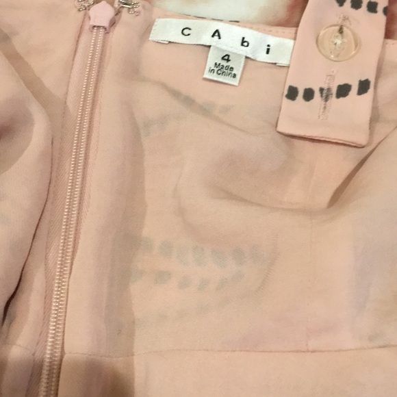 cAbi Blush Grey Print Dress Top Size 4 NWOT zipper - Picture 14 of 14